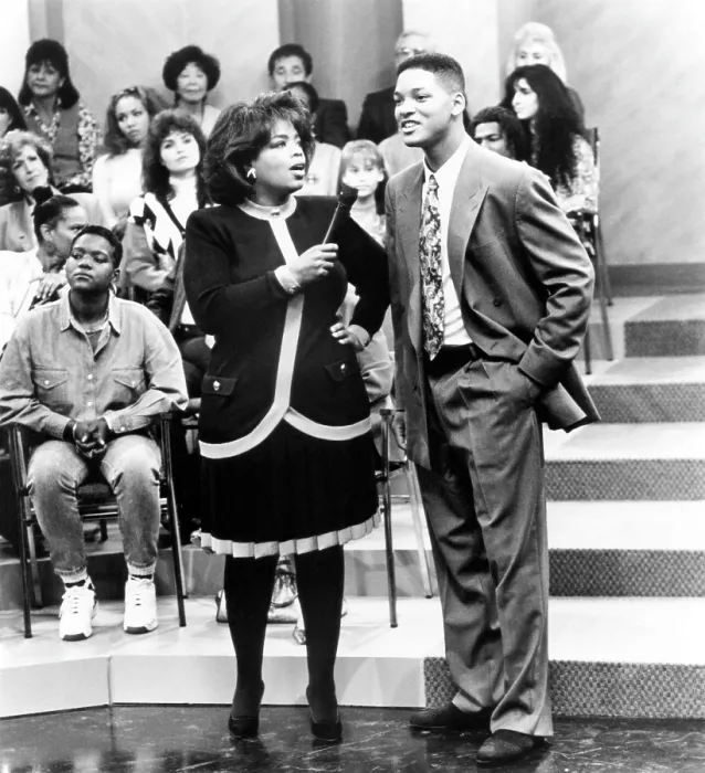 Framed Print : THE FRESH PRINCE OF BEL-AIR, (aka THE FRESH PRINCE OF BEL AIR), (from left): Oprah Winfrey, Will Smith, A Night At The Oprah, (Season 3, aired Nov. 9, 1992), 1990-96