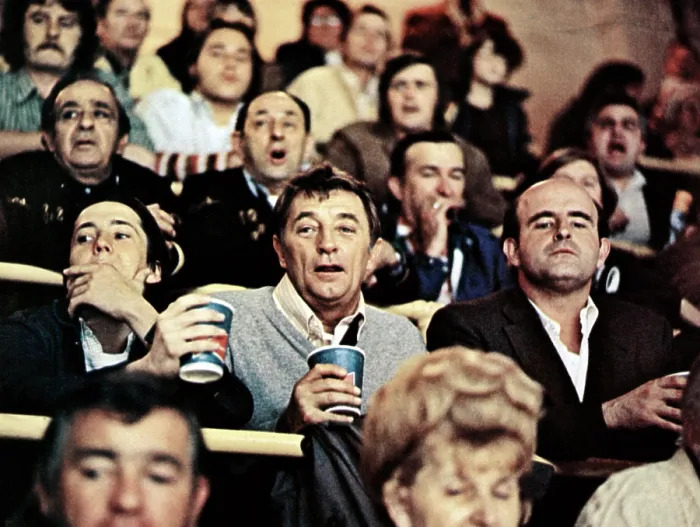 Framed Print : THE FRIENDS OF EDDIE COYLE, Robert Mitchum (center), Peter Boyle (right), 1973 Framed Print : THE FRIENDS OF EDDIE COYLE, Robert Mitchum (center), Peter Boyle (right), 1973