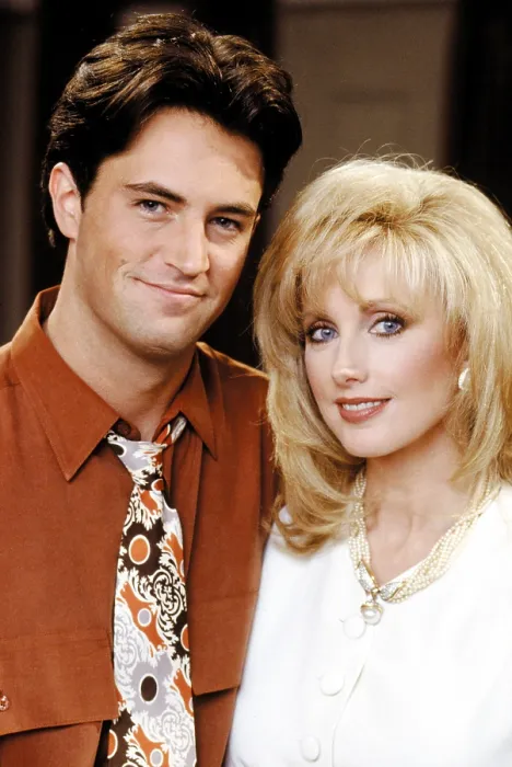 Framed Print : FRIENDS, Matthew Perry, Morgan Fairchild, (Season 1), 1994-2004