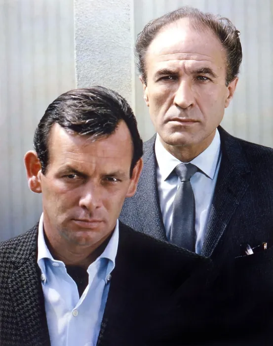 Framed Print : THE FUGITIVE, from left: David Janssen, Barry Morse, 1963-1967 Framed Print : THE FUGITIVE, from left: David Janssen, Barry Morse, 1963-1967