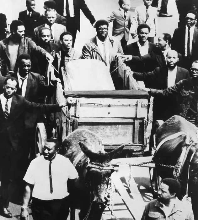 Framed Print : Funeral procession for Dr. Martin Luther King Jr. Memphis, Tennessee, April 3, 1968.. Courtesy: CSU Archives  /  Everett Collection