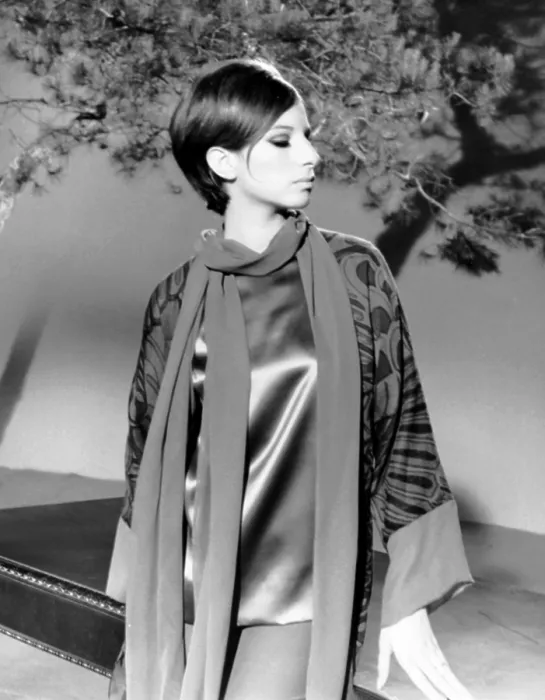 Framed Print : FUNNY GIRL, Barbra Streisand, 1968 Framed Print : FUNNY GIRL, Barbra Streisand, 1968