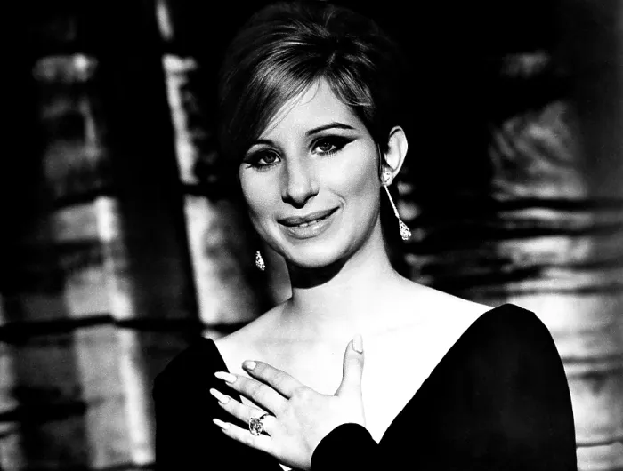 Framed Print : FUNNY GIRL, Barbra Streisand, 1968 Framed Print : FUNNY GIRL, Barbra Streisand, 1968