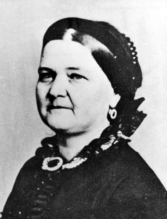Framed Print : Future first lady Mary Todd Lincoln (wife of Abraham Lincoln), (1818-1882), c. 1850's.. Courtesy: CSU Archives  /  Everett Collection