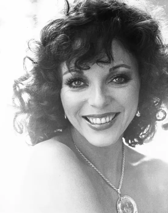 Framed Print : GAME FOR VULTURES, Joan Collins, 1979, New Line / courtesy Everett Collection