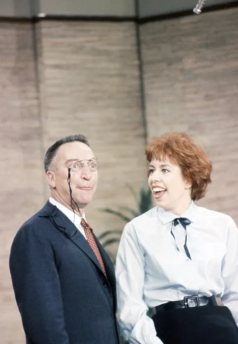 Framed Print : THE GARRY MOORE SHOW, From left: Garry Moore (host), Carol Burnett, on set, 1958-1967