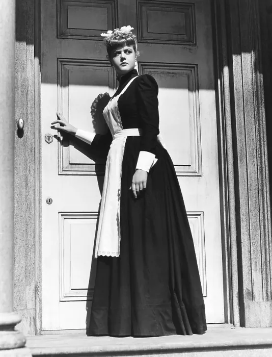 Framed Print : GASLIGHT, Angela Lansbury, 1944 Framed Print : GASLIGHT, Angela Lansbury, 1944