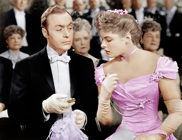 Framed Print : GASLIGHT, from left: Charles Boyer, Ingrid Bergman, 1944