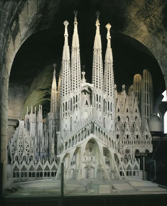 Framed Print : GAUDI i CORNET, Antoni (1852-1926). Sagrada Familia (Expiatory Temple of the Holy Family). 1884-1926. SPAIN. Barcelona. Expiatory Church of the Holy Family