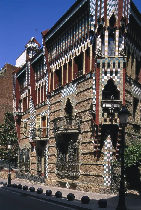 Framed Print : GAUDI i CORNET, Antoni (1852-1926). Vicens House. SPAIN. Barcelona. Carolines street, in the neighbourhood of Grcia (Barcelona, Spain). Modernism. Architecture
