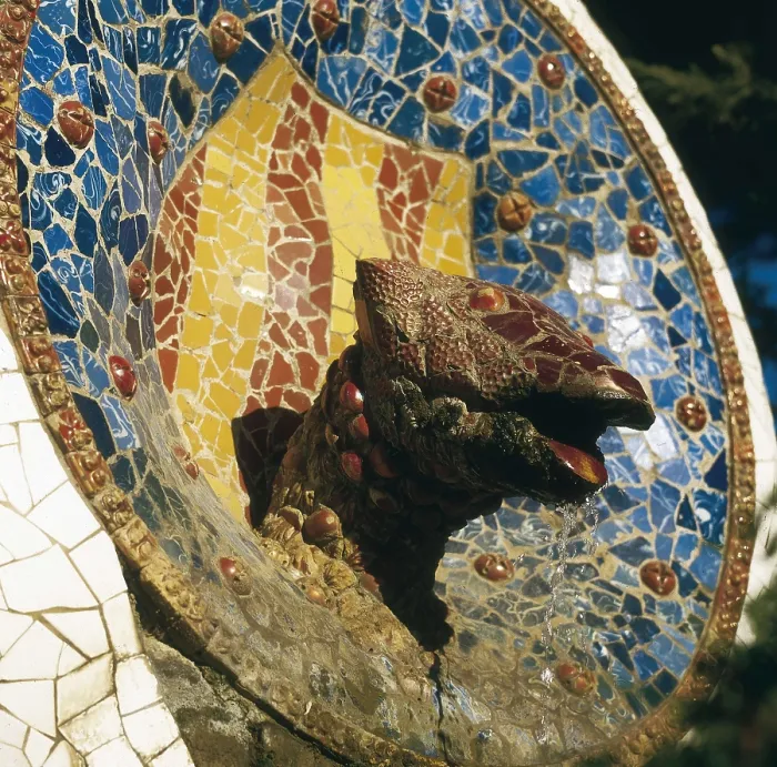 Framed Print : GAUDI i CORNET, Antoni (1852-1926). Park Gell. 1900-1914. SPAIN. CATALONIA. Barcelona. Park Gell. Ceramic decoration with the Catalan coat of arms and dragon head. Modernism Framed Print : GAUDI i CORNET, Antoni (1852-1926). Park Gell. 1900-1914. SPAIN. CATALONIA. Barcelona. Park Gell. Ceramic decoration with the Catalan coat of arms and dragon head. Modernism