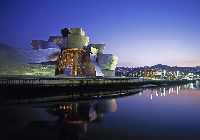 Framed Print : GEHRY, Frank (1929). Guggenheim Bilbao Museum. 1993-1997. SPAIN. Bilbao. Guggenheim Museum Bilbao. AISA / Everett Collection - Image has fine art copyright