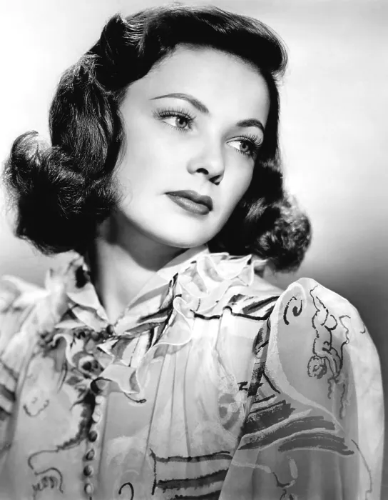 Framed Print : Gene Tierney, circa 1940s Framed Print : Gene Tierney, circa 1940s