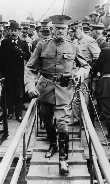 Framed Print : General John Pershing, the American Commander in Europe during World War 1 arriving in France with the first American soldiers. June 13, 1917 Framed Print : General John Pershing, the American Commander in Europe during World War 1 arriving in France with the first American soldiers. June 13, 1917