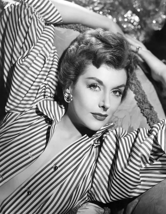 Framed Print : GENEVIEVE, Kay Kendall, 1953