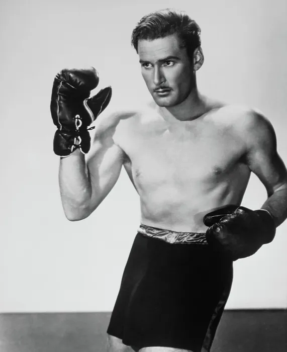 Framed Print : GENTLEMAN JIM, Errol Flynn, 1942 Framed Print : GENTLEMAN JIM, Errol Flynn, 1942
