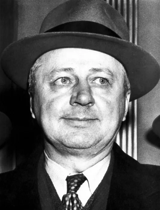 Framed Print : George Metesky, (aka The Mad Bomber'), on his way from Bellevue Hospital's psychiatric division to court, New York City, c. 1957
