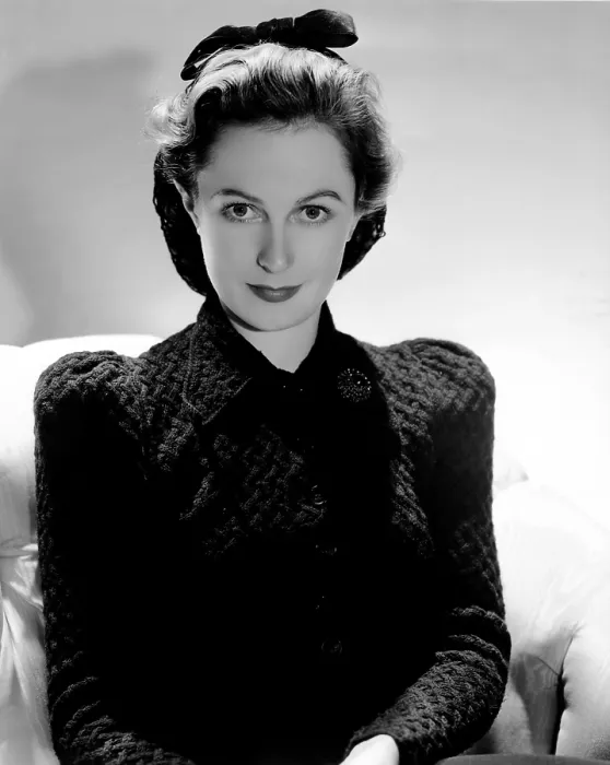 Framed Print : Geraldine Fitzgerald, ca. 1939 Framed Print : Geraldine Fitzgerald, ca. 1939