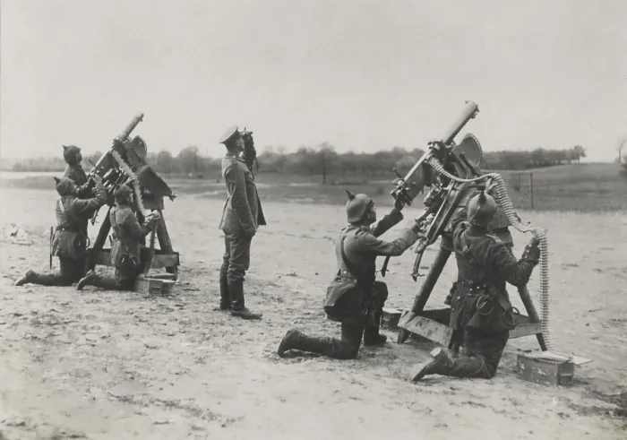 Framed Print : German soldiers on the Eastern Front aiming anti-aircraft machine guns during World War 1 (BSLOC_2017_1_24) Framed Print : German soldiers on the Eastern Front aiming anti-aircraft machine guns during World War 1 (BSLOC_2017_1_24)