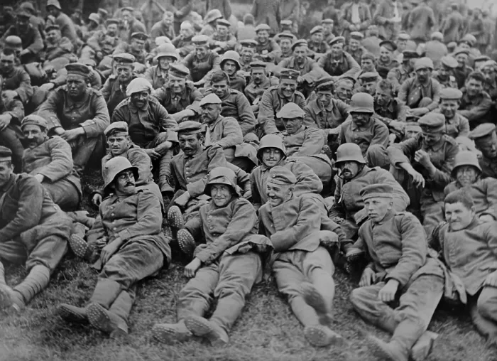 Framed Print : German WW1 POWs who surrendered at Messines Ridge in June 1917. Several soldiers wear the steel helmets introduced in 1916. (BSLOC_2012_4_182) Framed Print : German WW1 POWs who surrendered at Messines Ridge in June 1917. Several soldiers wear the steel helmets introduced in 1916. (BSLOC_2012_4_182)