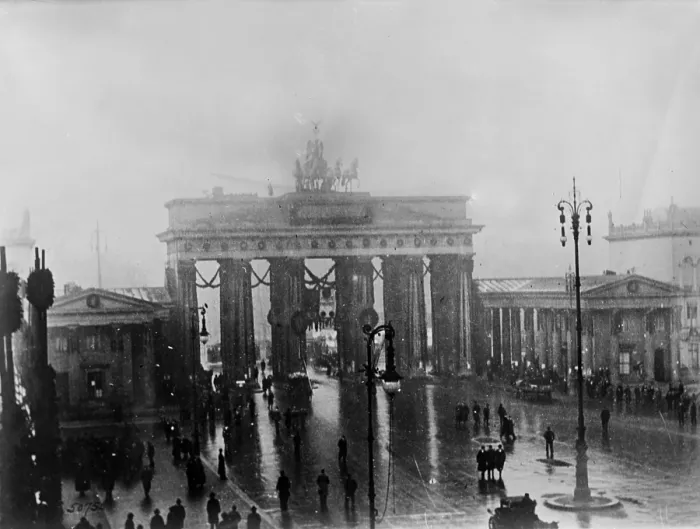 Framed Print : Germany, protest in Berlin, circa 1923 Framed Print : Germany, protest in Berlin, circa 1923