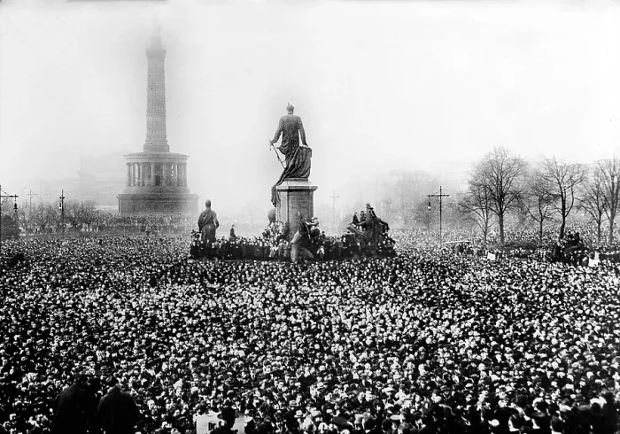 Framed Print : Germany, protest in Berlin, circa 1923 Framed Print : Germany, protest in Berlin, circa 1923