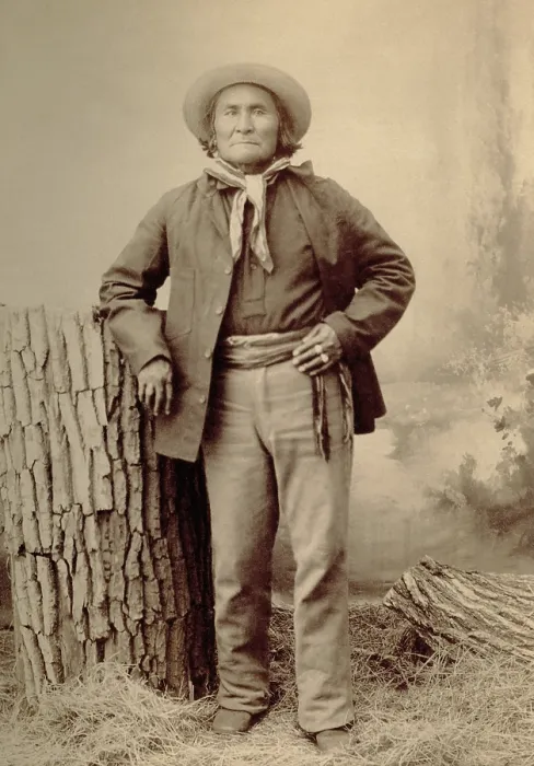 Framed Print : Geronimo, the great a Chiricahua Apache war chief, ca. 1890-1895, photo by George A. Addison Framed Print : Geronimo, the great a Chiricahua Apache war chief, ca. 1890-1895, photo by George A. Addison