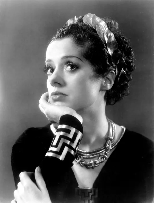 Framed Print : THE GHOST GOES WEST, Elsa Lanchester, 1935