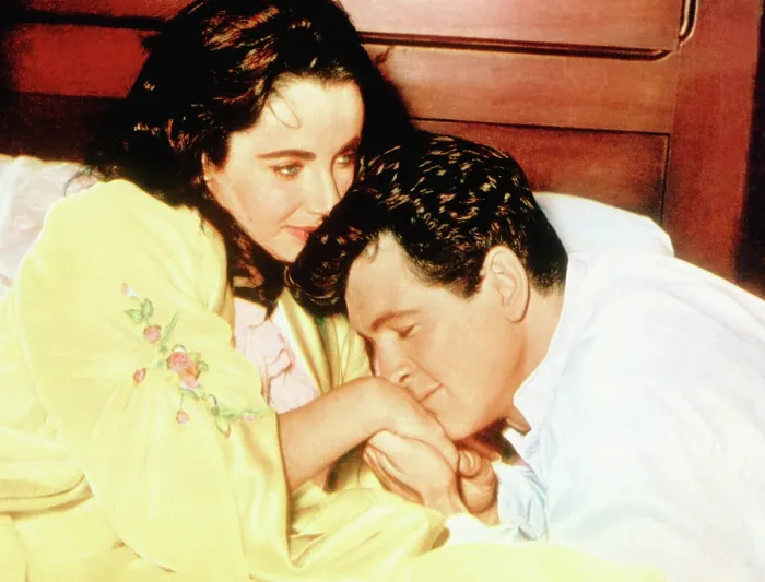 Framed Print : GIANT, Elizabeth Taylor, Rock Hudson, 1956