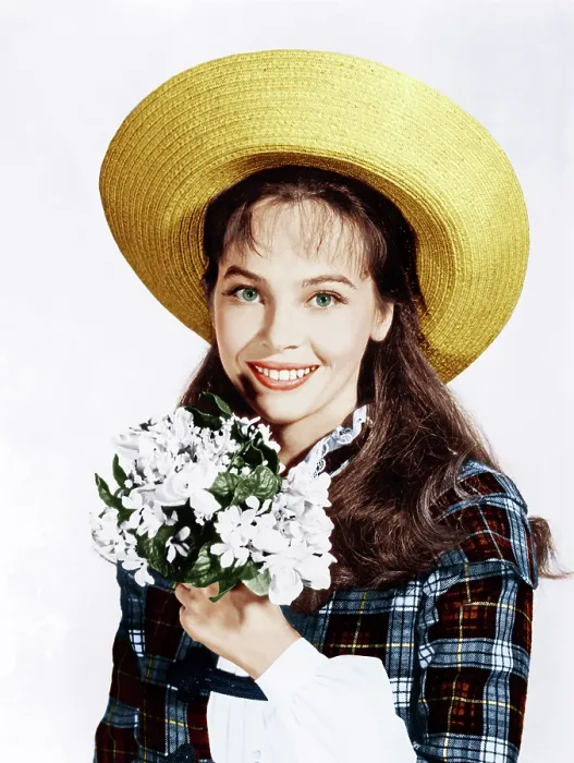 Framed Print : GIGI, Leslie Caron, 1958