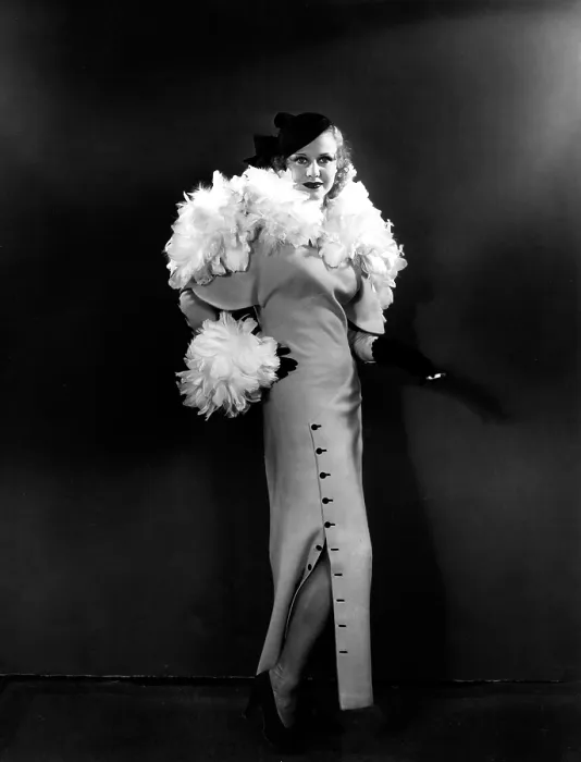Framed Print : GINGER ROGERS, in a publicity portrait for the film '42nd Street', c. 1932