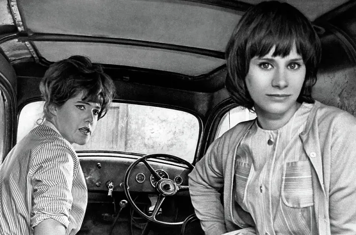 Framed Print : GIRL WITH GREEN EYES, back to front: Lynn Redgrave, Rita Tushingham, 1964 Framed Print : GIRL WITH GREEN EYES, back to front: Lynn Redgrave, Rita Tushingham, 1964