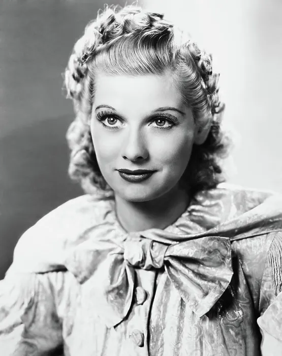 Framed Print : THAT GIRL FROM PARIS, Lucille Ball, 1936 Framed Print : THAT GIRL FROM PARIS, Lucille Ball, 1936