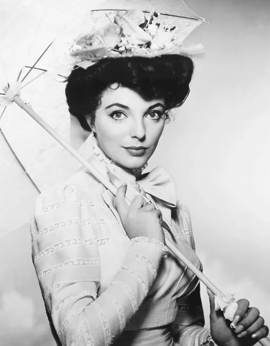 Framed Print : THE GIRL IN THE RED VELVET SWING, Joan Collins, 1955, 20th Century Fox, TM & Copyright, courtesy Everett Collection Framed Print : THE GIRL IN THE RED VELVET SWING, Joan Collins, 1955, 20th Century Fox, TM & Copyright, courtesy Everett Collection