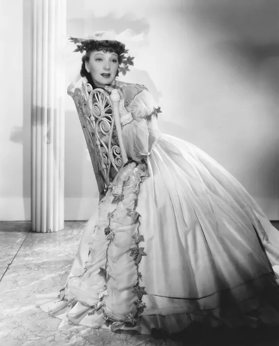Framed Print : THE GLASS MENAGERIE, Gertrude Lawrence, 1950