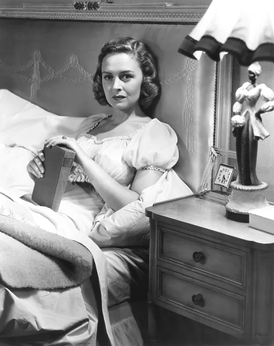Framed Print : BEYOND GLORY, Donna Reed, 1948