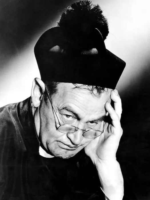 Framed Print : GOING MY WAY, Barry Fitzgerald, 1944