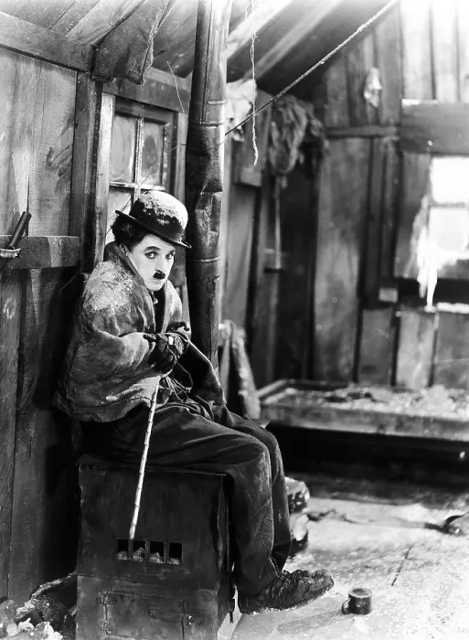 Framed Print : THE GOLD RUSH, Charlie Chaplin, 1925