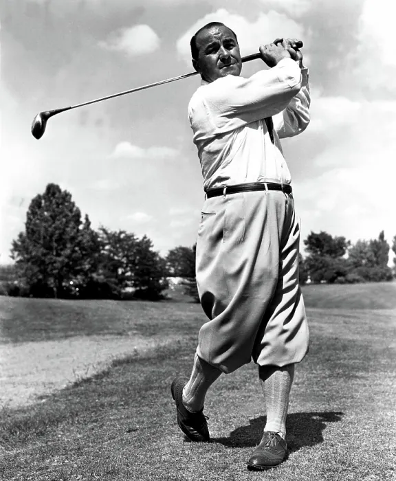 Framed Print : Golfer GENE SARAZEN takes a swing, 7 / 21 / 54. Courtesy: CSU Archives  /  Everett Collection