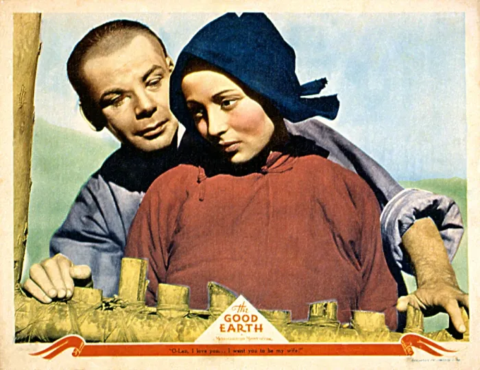 Framed Print : THE GOOD EARTH, Paul Muni, Luise Rainer, 1937