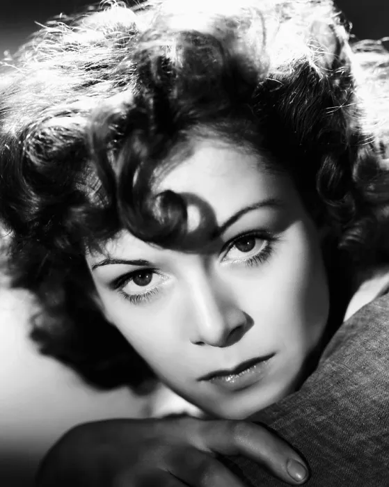 Framed Print : GOOD-TIME GIRL, Jean Kent, 1948, 5017272-jean kent, Photo by: Everett Collection (5017272-jean kent)