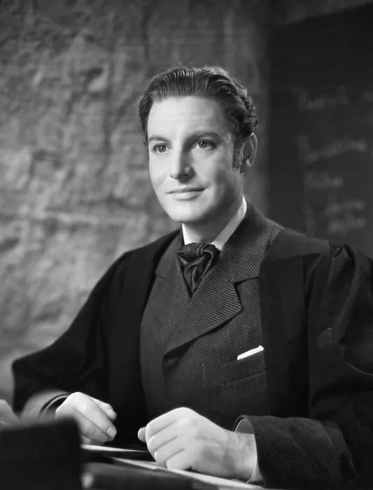 Framed Print : GOODBYE, MR. CHIPS, Robert Donat, 1939