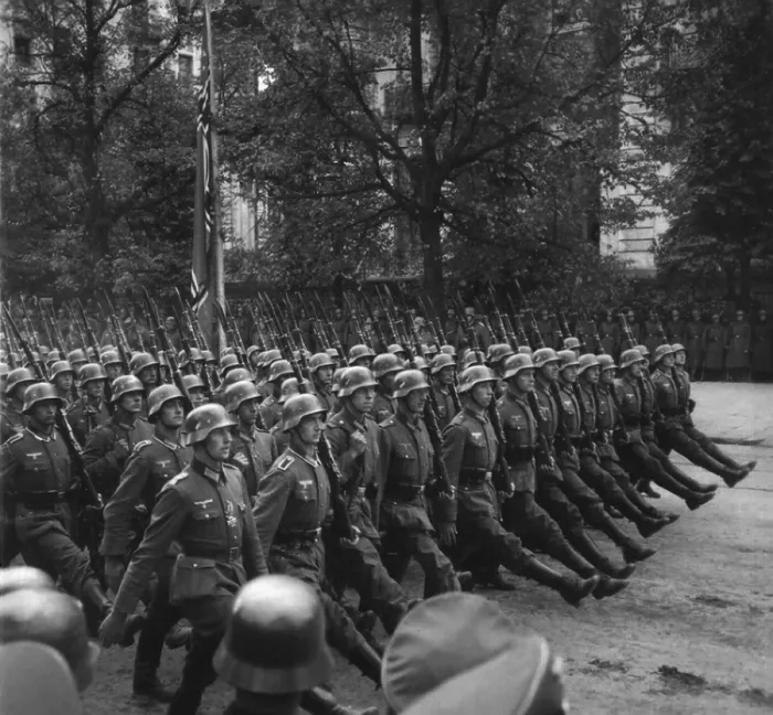 Framed Print : Goose-stepping German troops in a Victory parade through Warsaw, Poland. Sept. 1939. World War 2. (BSLOC_2014_10_285)