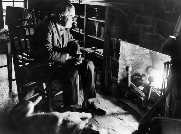 Framed Print : Governor (and future U.S. President), Franklin D. Roosevelt (1882-1945), at his home in Warm Springs, Georgia, 1932.. Courtesy: CSU Archives / Everett Collection Framed Print : Governor (and future U.S. President), Franklin D. Roosevelt (1882-1945), at his home in Warm Springs, Georgia, 1932.. Courtesy: CSU Archives / Everett Collection
