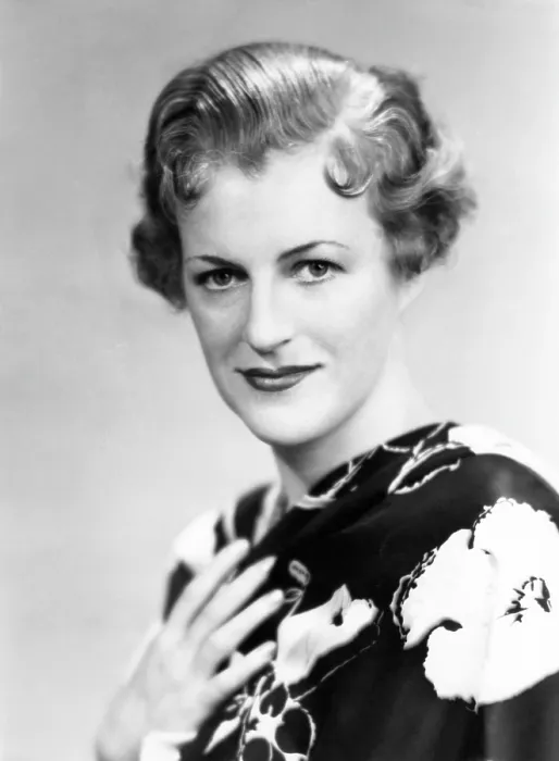 Framed Print : Gracie Fields, ca. early-mid 1930s Framed Print : Gracie Fields, ca. early-mid 1930s