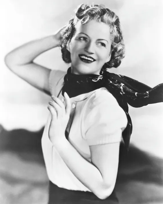Framed Print : Gracie Fields, ca. mid-late 1930s