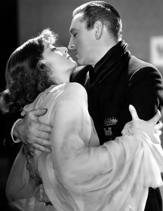Framed Print : GRAND HOTEL, Greta Garbo, John Barrymore, 1932