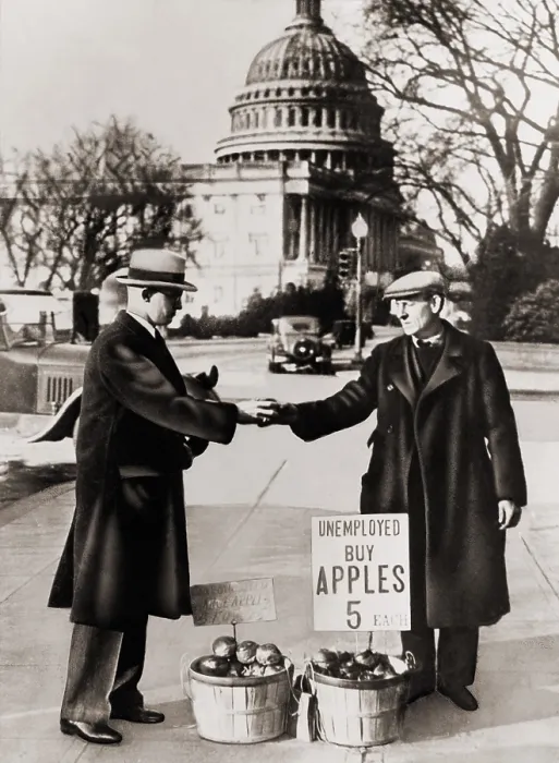 Framed Print : The Great Depression. Unemployed man sells apples near the Capitol in Washington D.C Framed Print : The Great Depression. Unemployed man sells apples near the Capitol in Washington D.C