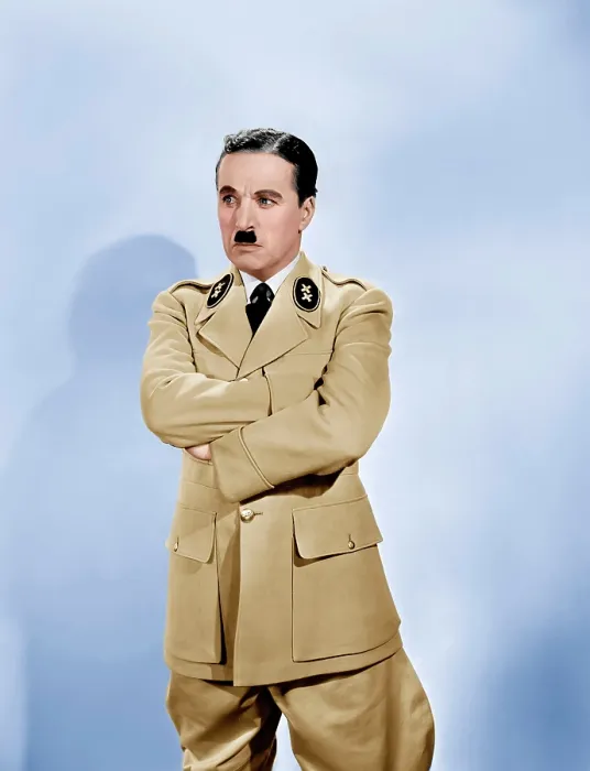 Framed Print : THE GREAT DICTATOR, Charlie Chaplin, 1940