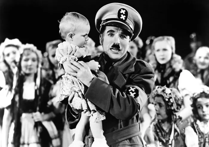 Framed Print : THE GREAT DICTATOR, right: Charlie Chaplin, 1940